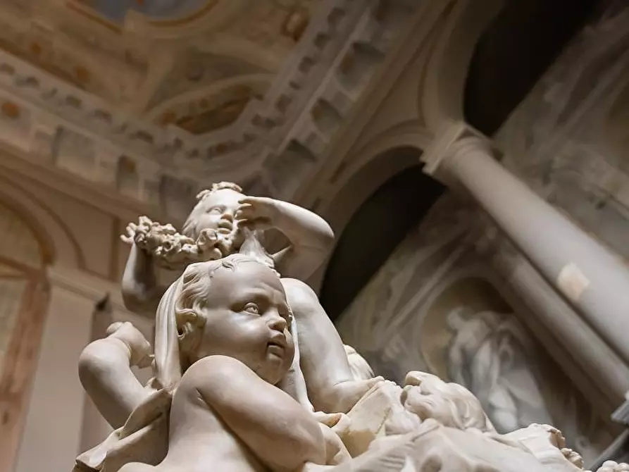 Immagine 14 di Appartamento in vendita  a Pisa