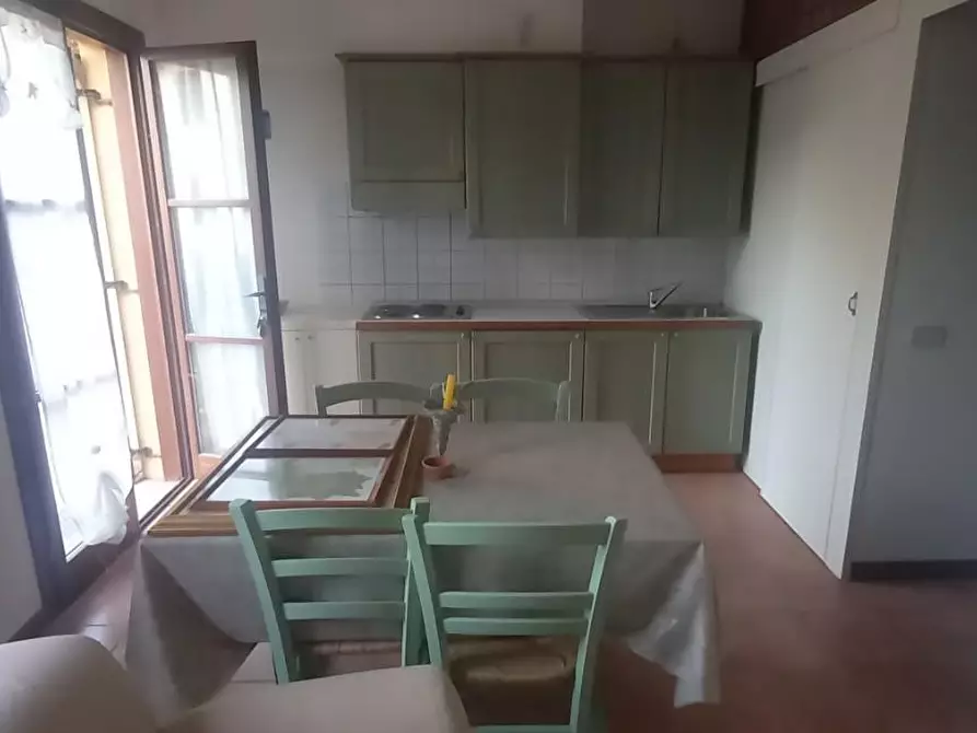 Immagine 4 di Appartamento in vendita  a Gambassi Terme