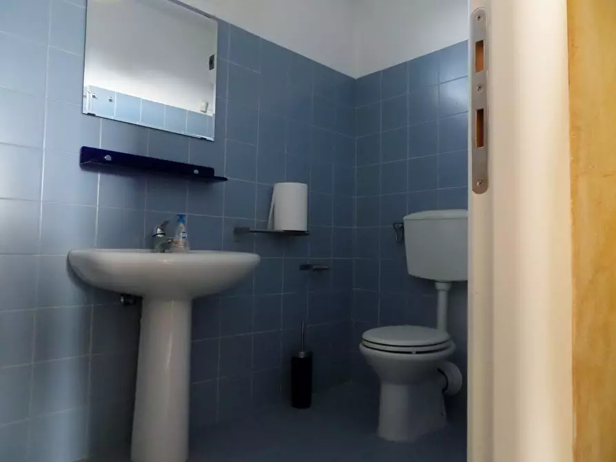 Immagine 6 di Ufficio in vendita  a Bientina