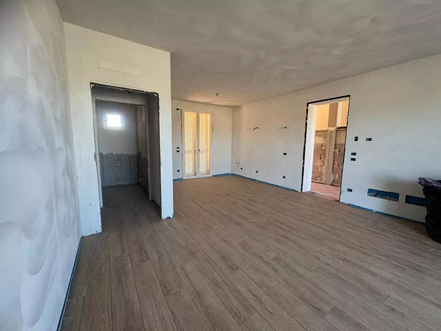 Immagine 10 di Casa bifamiliare in vendita  a Pontedera