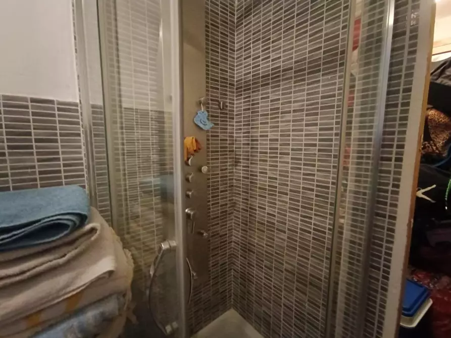 Immagine 25 di Appartamento in vendita  a Massa