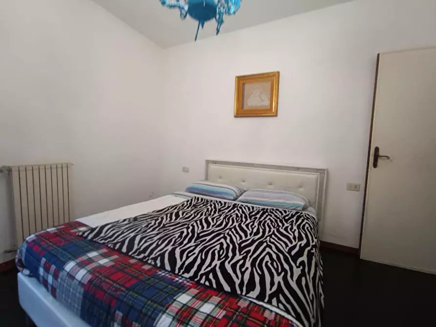 Immagine 15 di Appartamento in vendita  a Massa