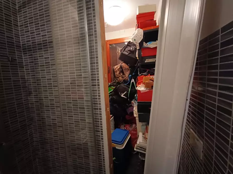 Immagine 26 di Appartamento in vendita  a Massa