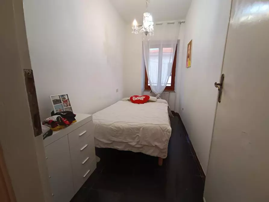 Immagine 18 di Appartamento in vendita  a Massa