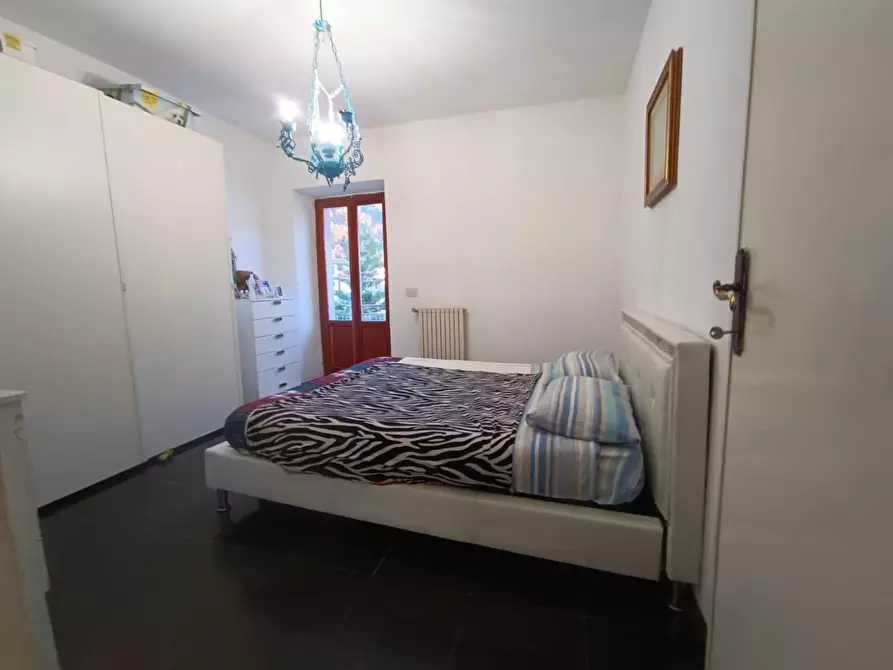 Immagine 10 di Appartamento in vendita  a Massa