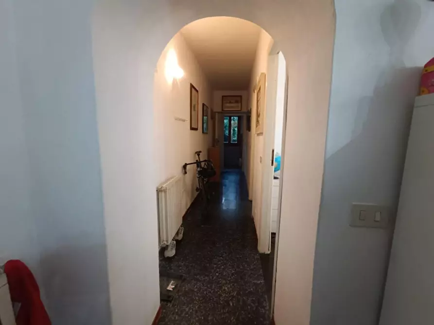 Immagine 7 di Appartamento in vendita  a Massa