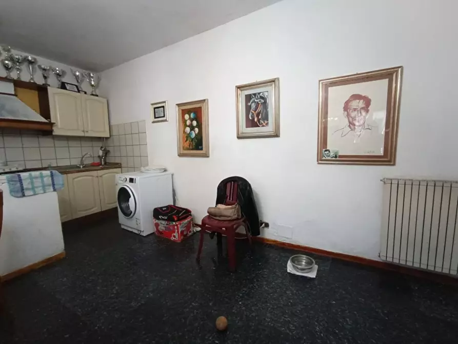 Immagine 5 di Appartamento in vendita  a Massa