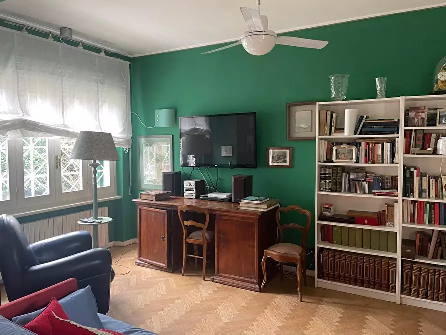 Immagine 6 di Villa in affitto  a Forte Dei Marmi