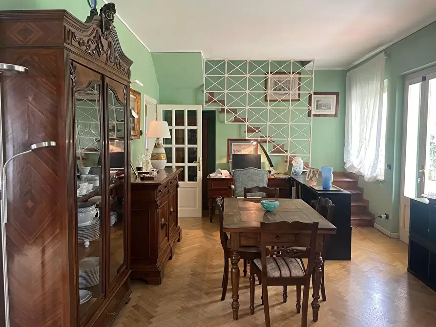 Immagine 5 di Villa in affitto  a Forte Dei Marmi