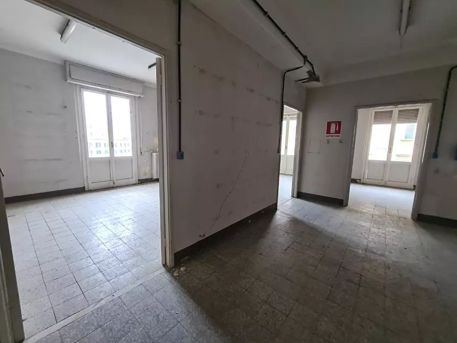 Immagine 1 di Appartamento in vendita  a Livorno