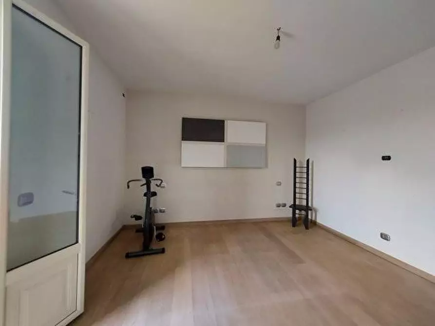 Immagine 14 di Villa in vendita  a Capannori