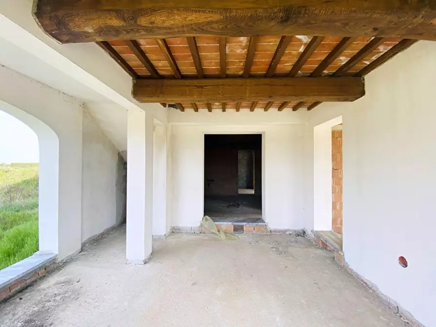 Immagine 8 di Rustico / casale in vendita  a Camaiore