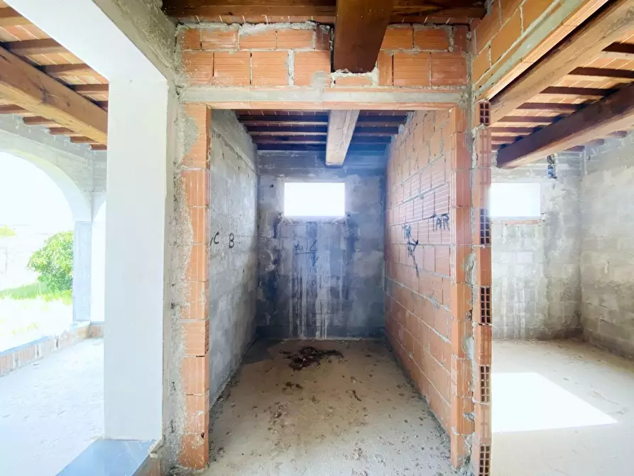 Immagine 12 di Rustico / casale in vendita  a Camaiore