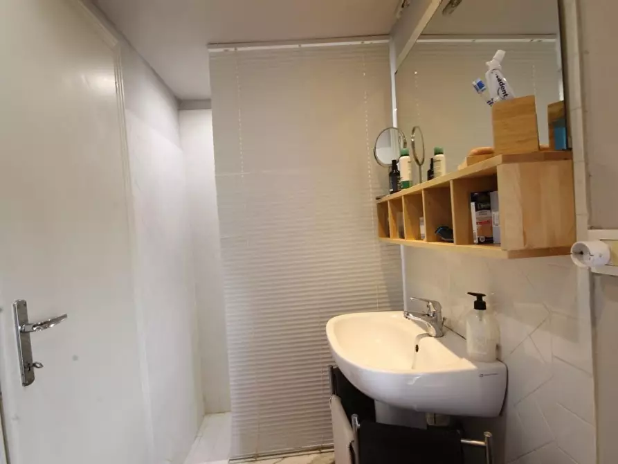 Immagine 14 di Terratetto in vendita  a Lucca