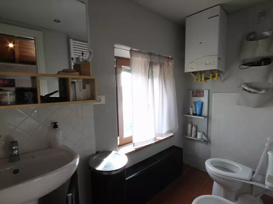 Immagine 12 di Terratetto in vendita  a Lucca