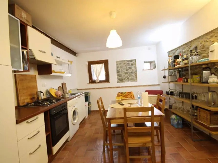 Immagine 9 di Terratetto in vendita  a Lucca