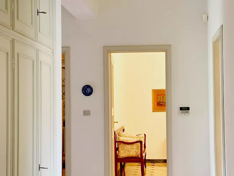 Immagine 21 di Villa in vendita  a Camaiore