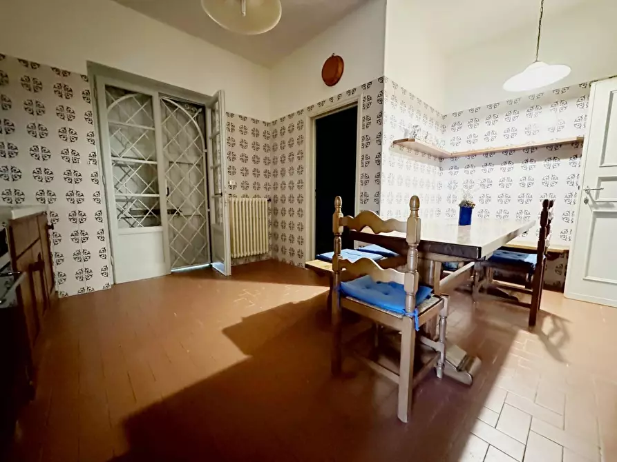 Immagine 13 di Villa in vendita  a Camaiore