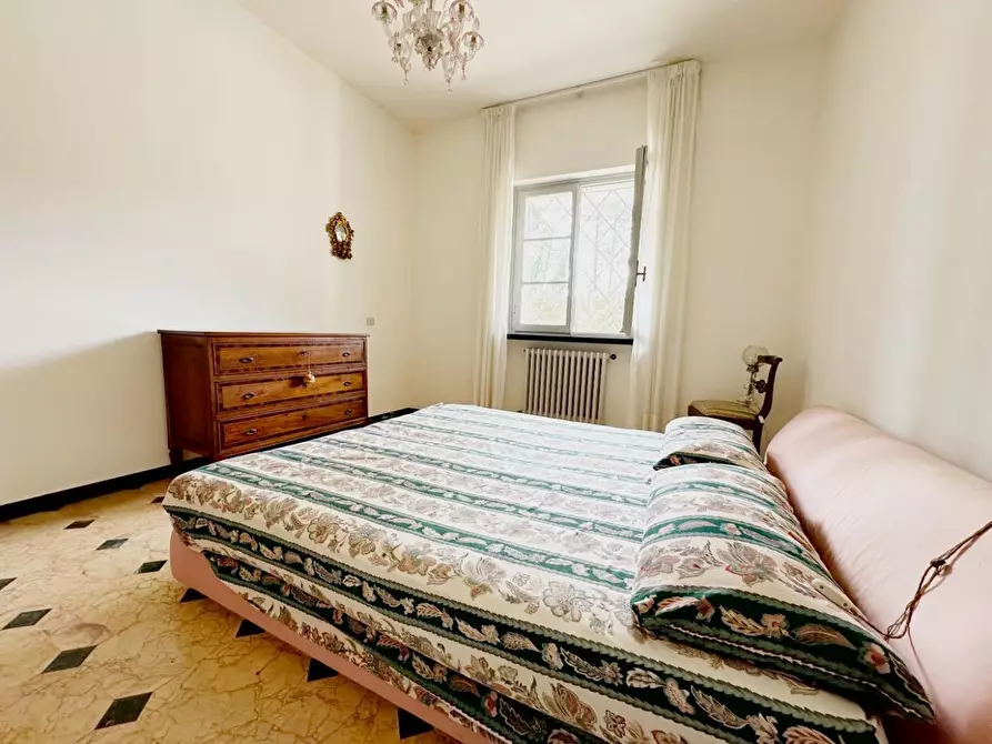 Immagine 23 di Villa in vendita  a Camaiore