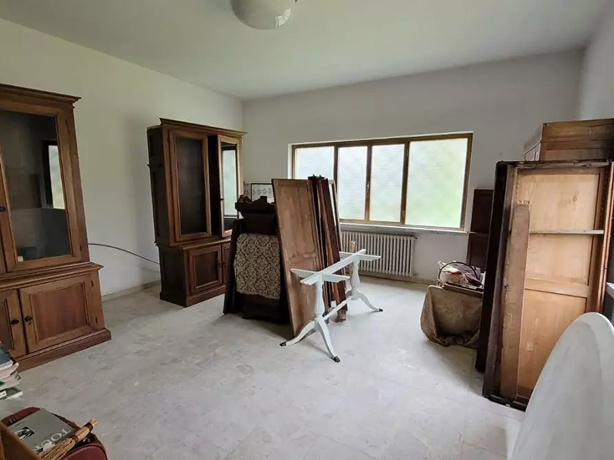 Immagine 38 di Villa in vendita  a Camaiore