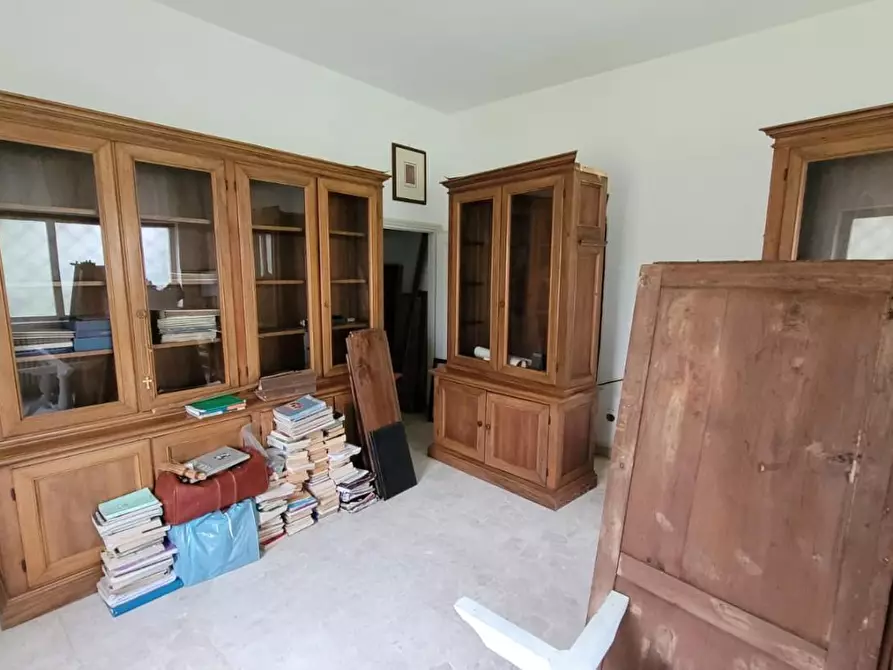 Immagine 39 di Villa in vendita  a Camaiore