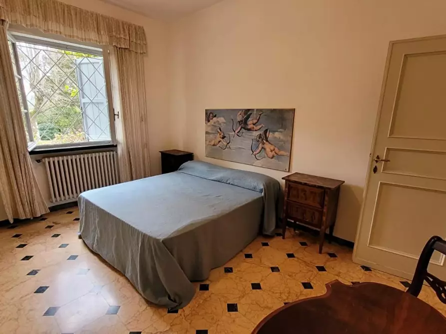 Immagine 18 di Villa in vendita  a Camaiore