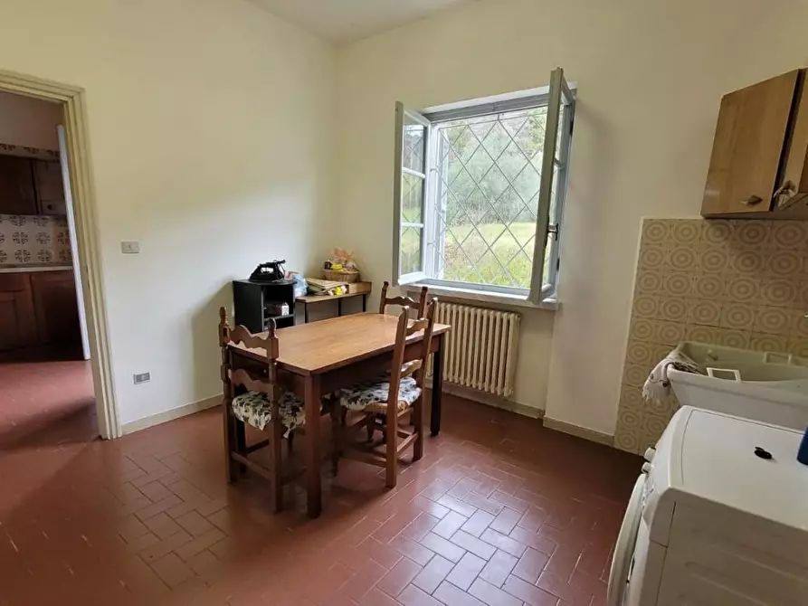 Immagine 27 di Villa in vendita  a Camaiore