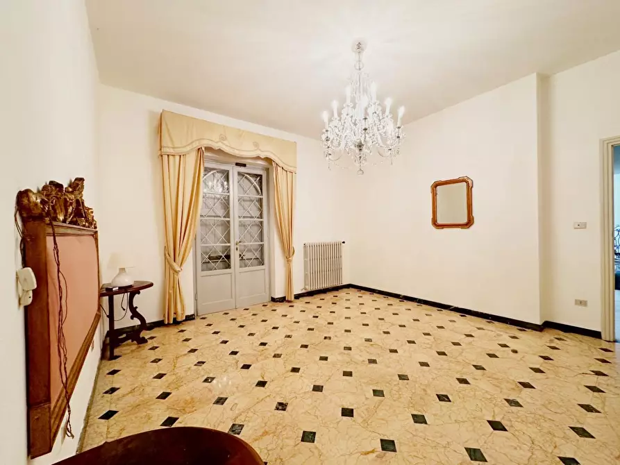 Immagine 35 di Villa in vendita  a Camaiore