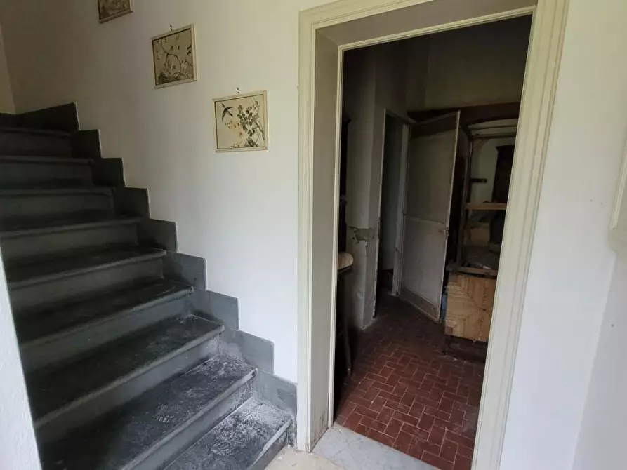 Immagine 33 di Villa in vendita  a Camaiore