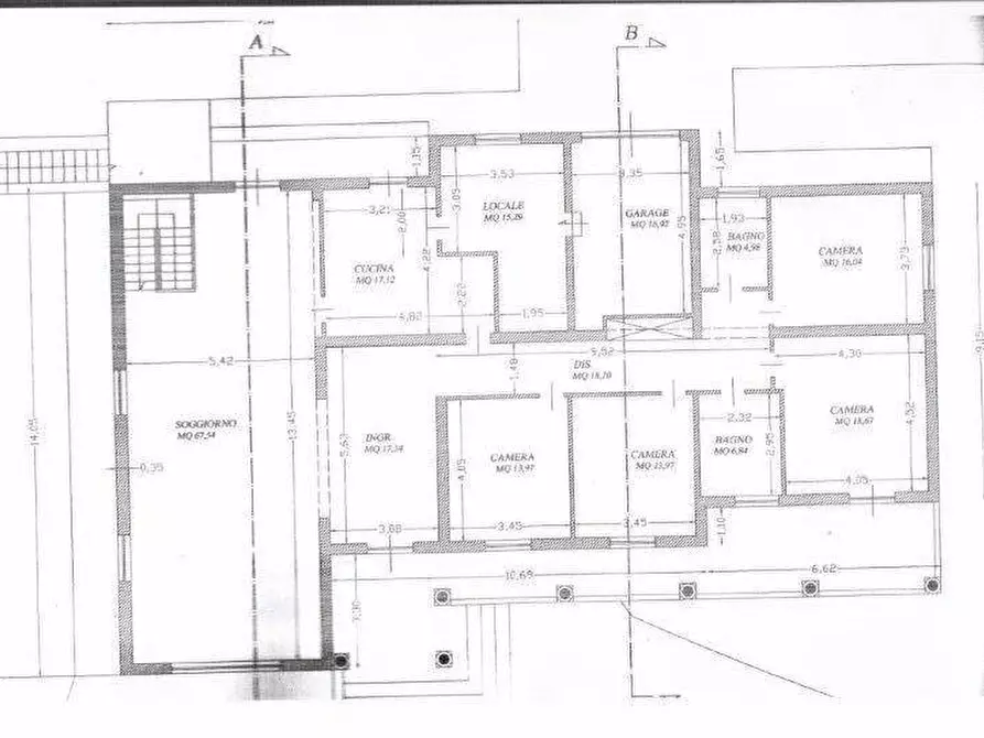 Immagine 55 di Villa in vendita  a Camaiore