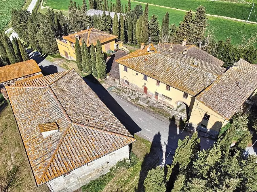 Immagine 22 di Casa colonica in vendita  a Certaldo