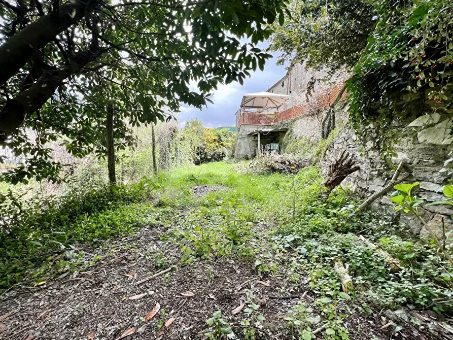 Immagine 22 di Porzione di casa in vendita  a Capannori