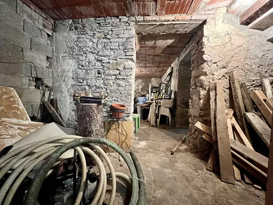 Immagine 27 di Porzione di casa in vendita  a Capannori