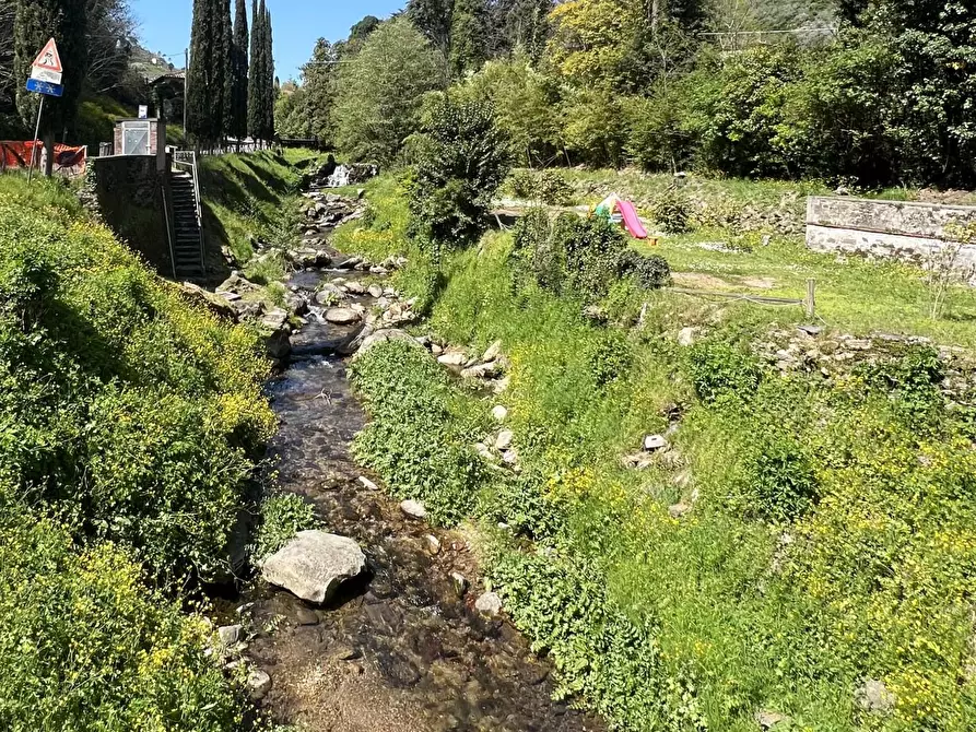Immagine 34 di Porzione di casa in vendita  a Capannori