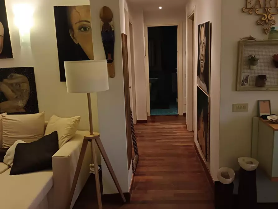 Immagine 8 di Appartamento in vendita  a Carrara