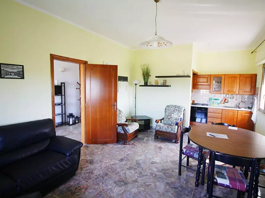 Immagine 11 di Villa in vendita  a Cerreto Guidi