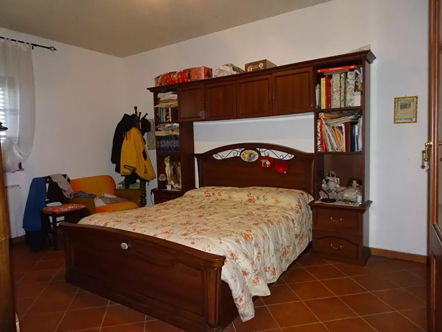 Immagine 5 di Porzione di casa in vendita  a Palaia