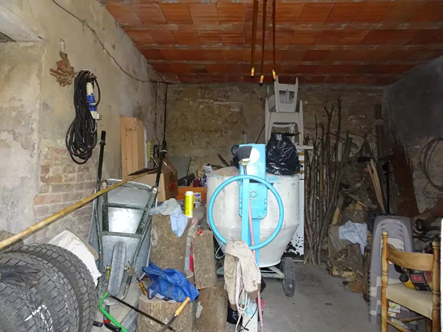 Immagine 17 di Porzione di casa in vendita  a Palaia