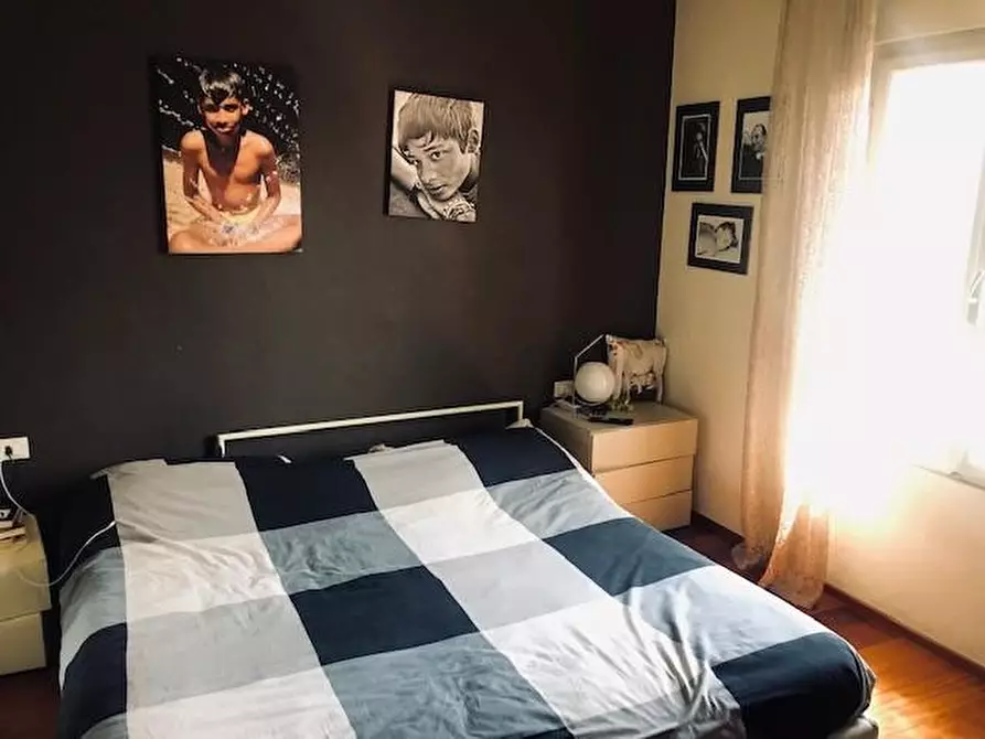 Immagine 22 di Villa in vendita  a Cascina