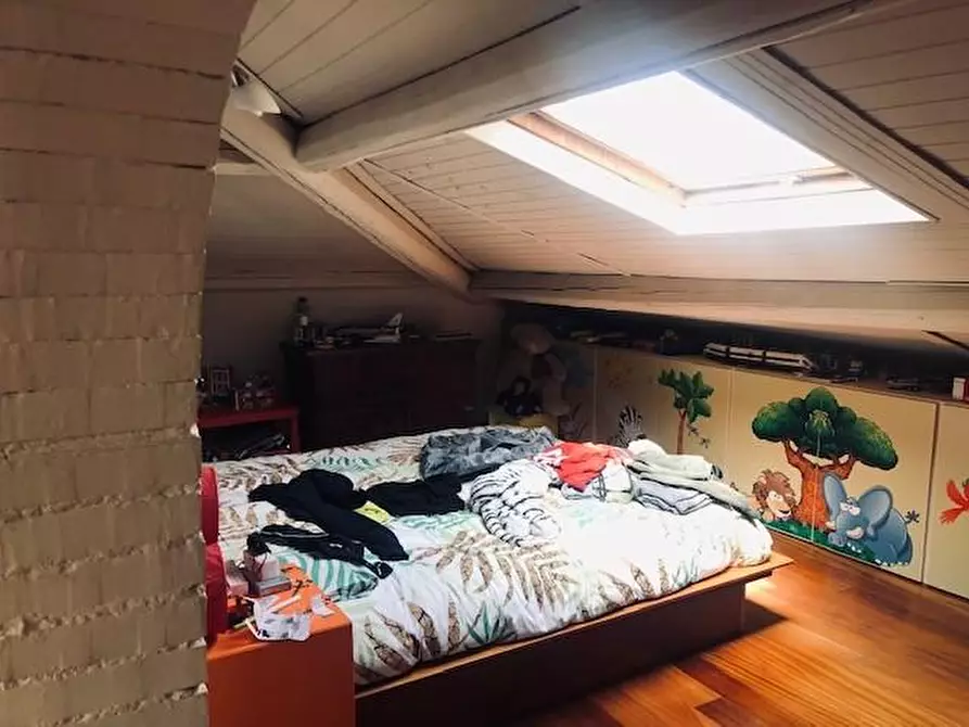 Immagine 26 di Villa in vendita  a Cascina