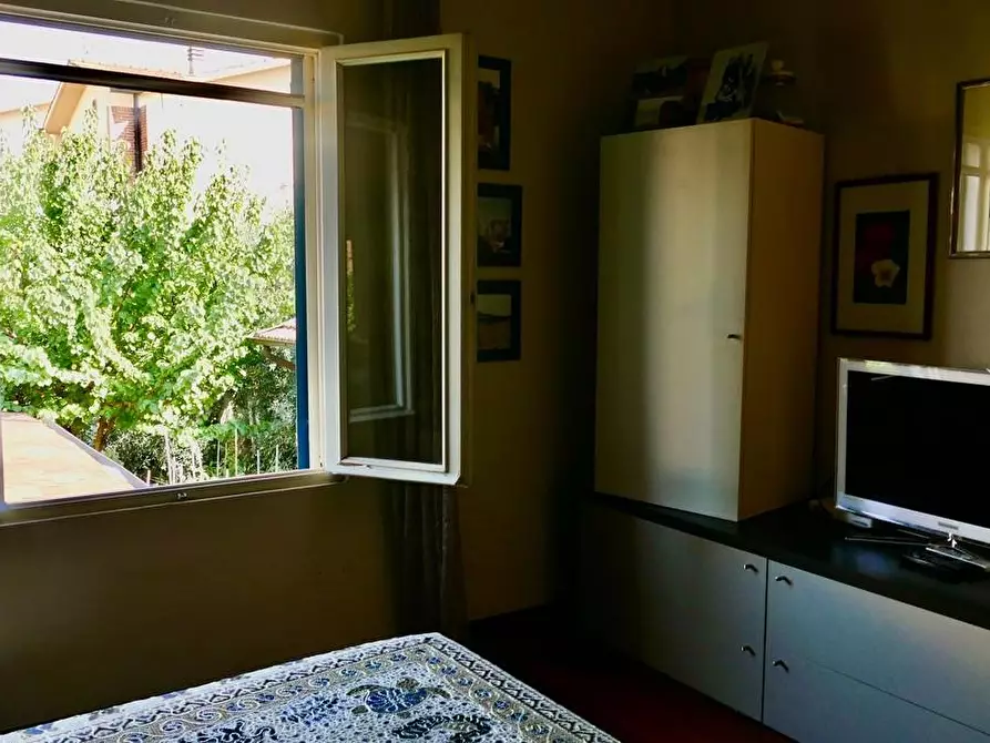 Immagine 5 di Villa in vendita  a Cascina