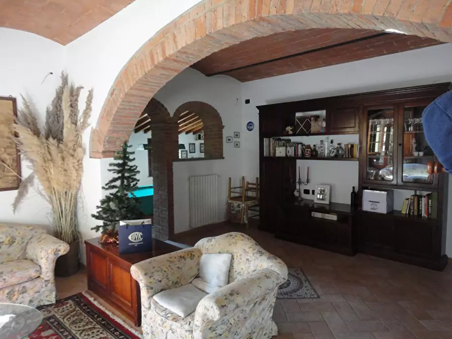 Immagine 13 di Casa colonica in vendita  a Casciana Terme Lari