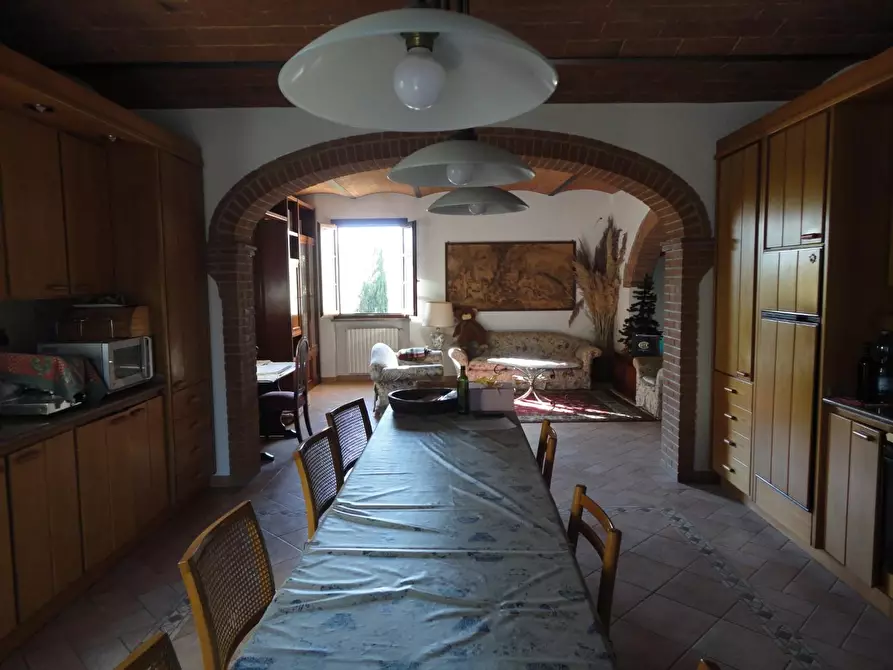 Immagine 10 di Casa colonica in vendita  a Casciana Terme Lari