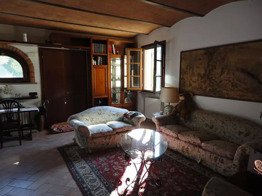 Immagine 14 di Casa colonica in vendita  a Casciana Terme Lari