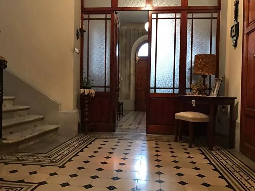 Immagine 6 di Villa in vendita  a Cascina