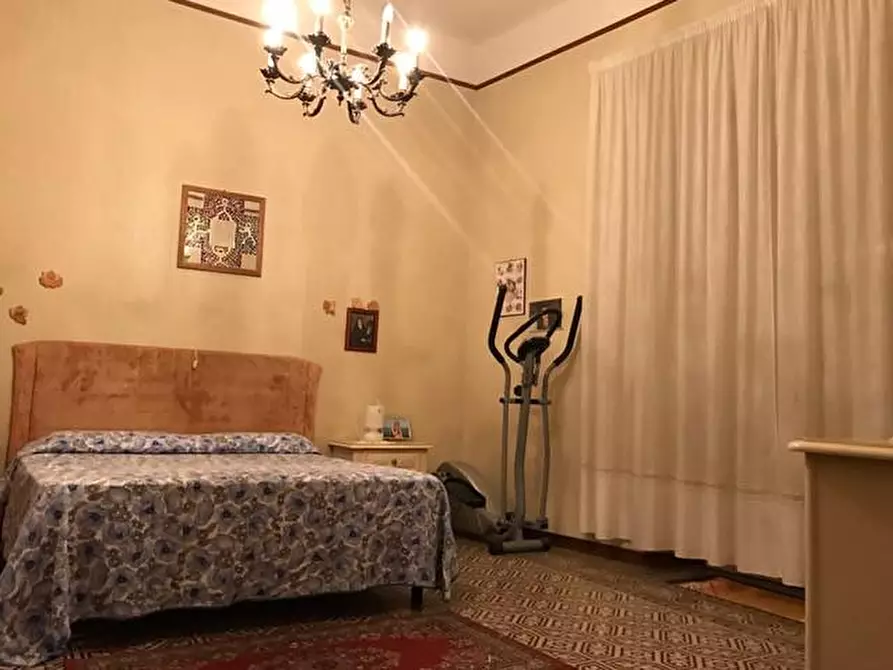 Immagine 9 di Villa in vendita  a Cascina