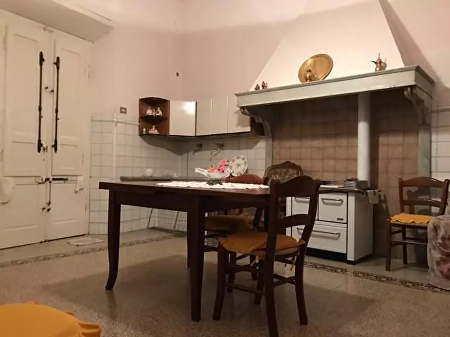 Immagine 7 di Villa in vendita  a Cascina