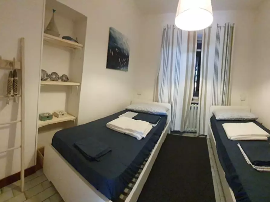 Immagine 10 di Appartamento in affitto  a Montignoso