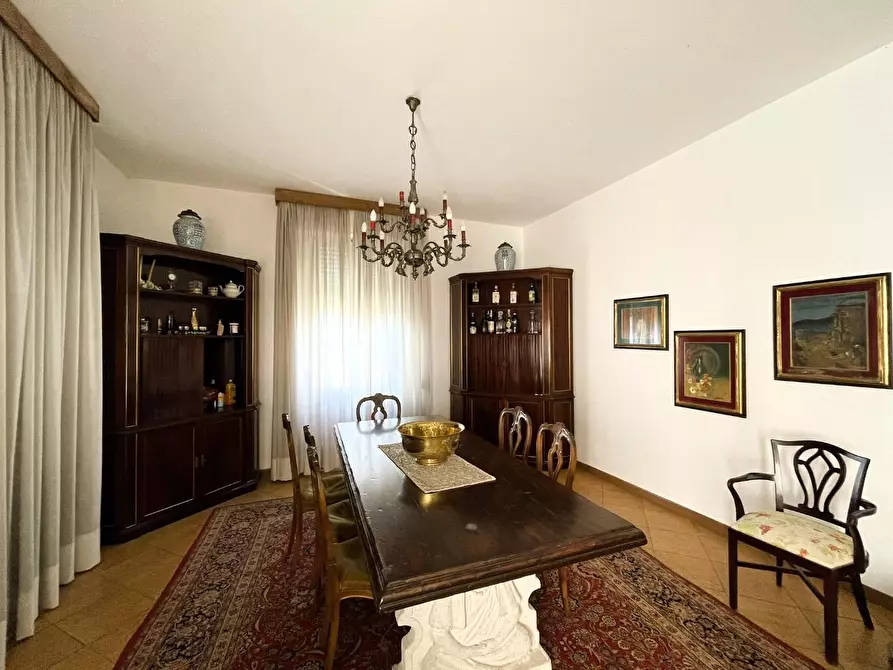 Immagine 4 di Palazzo in vendita  a San Miniato