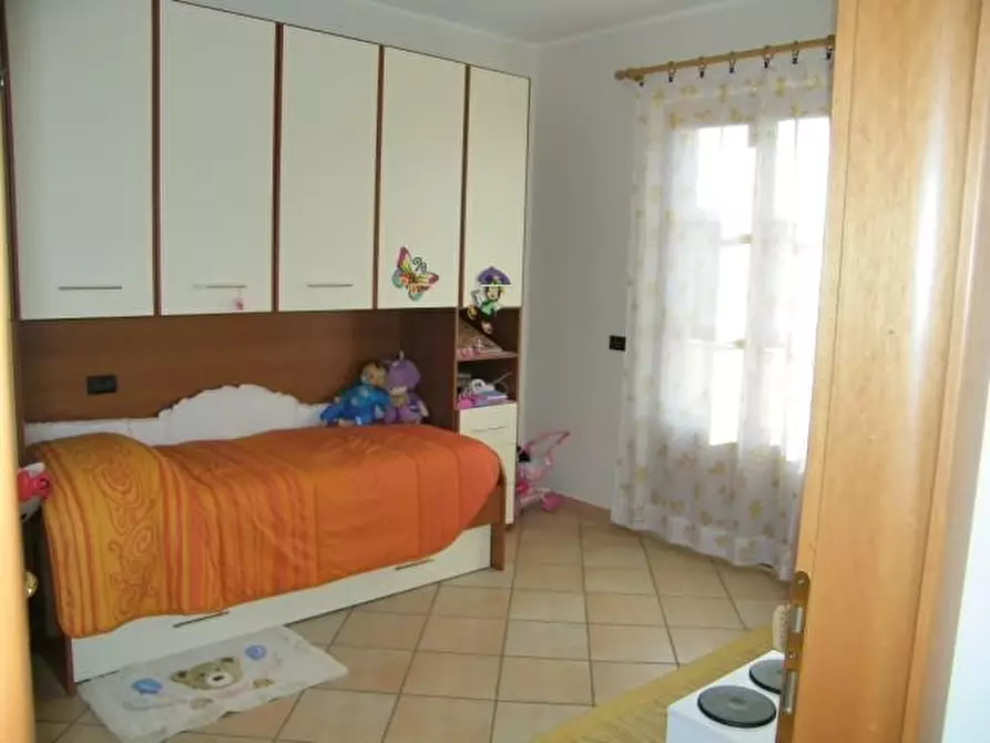 Immagine 14 di Casa trifamiliare in vendita  a Montignoso